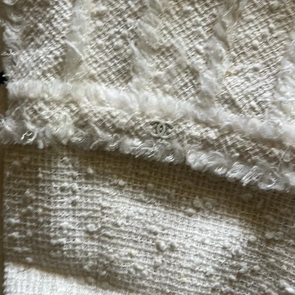 CHANEL White Tweed Fringe Sleeveless Dress Size 38